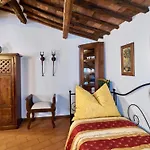 Center Flat By Interhome Siena