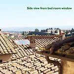 Center Flat By Interhome * Siena