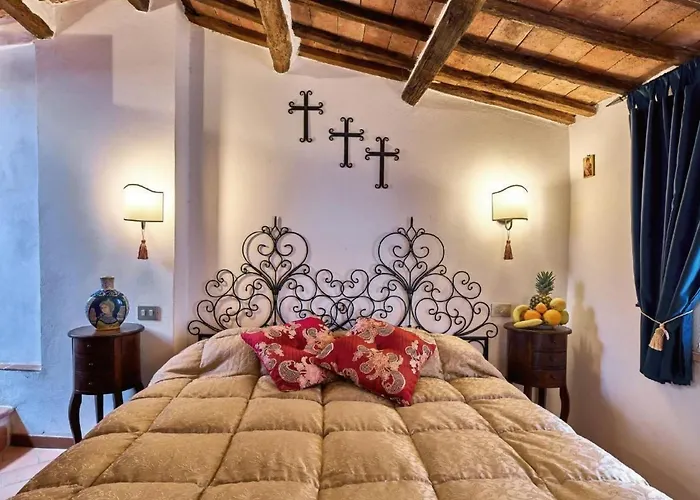 Center Flat By Interhome סיינה